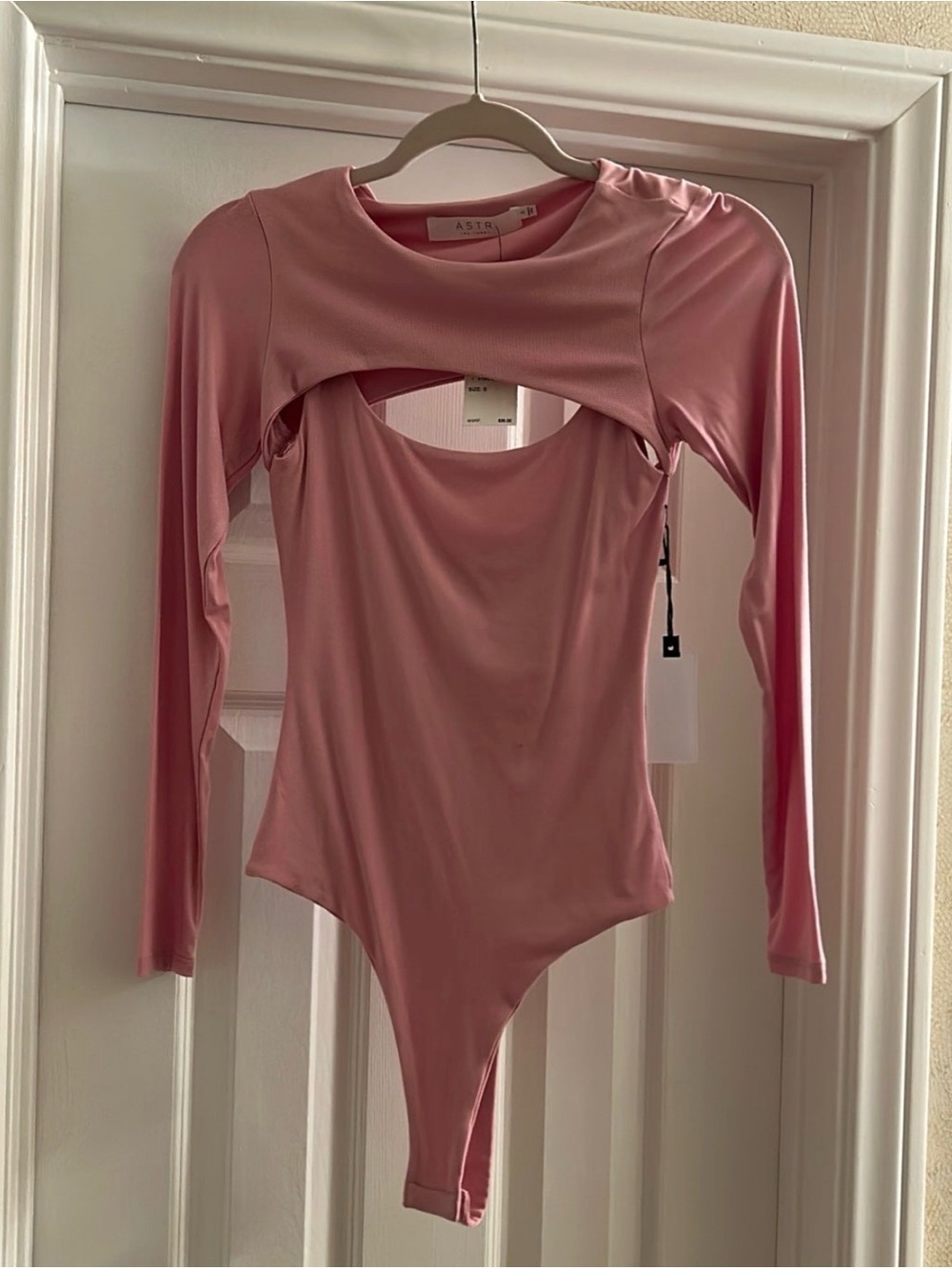 Astr Pink Ribbed Cutout Long Sleeve Bodysuit